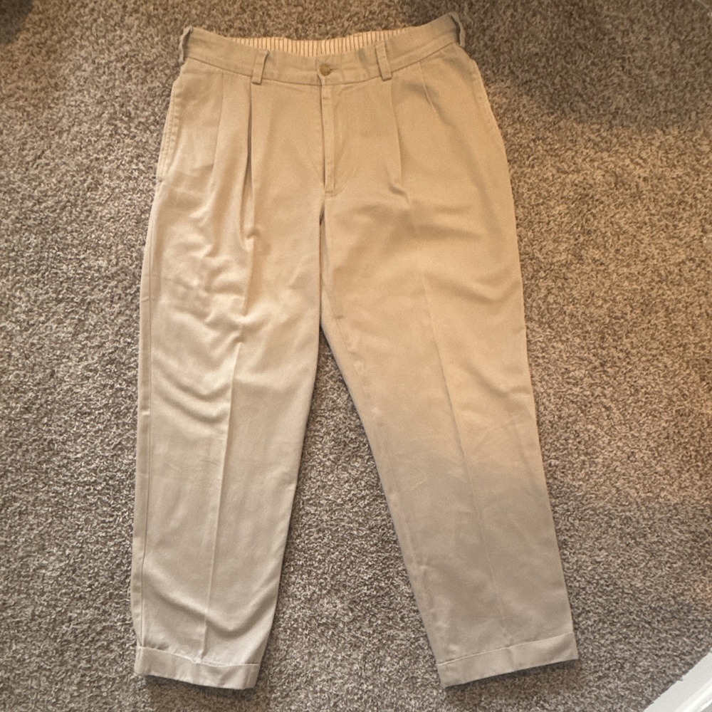 Bills Khakis Men's Beige Classic Fit Pleated Tapered Cotton Twill Pants 34W